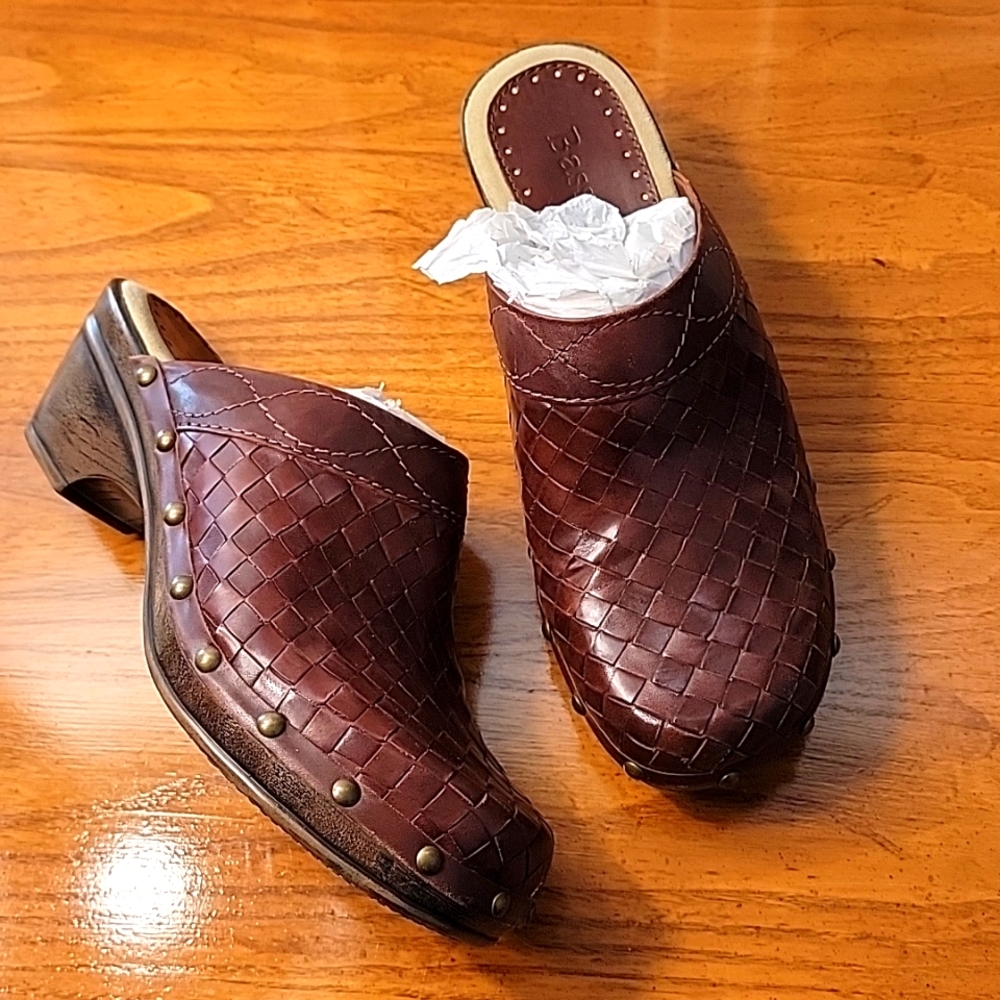 Sz 7.5 SHOES: Bass Jillian Clogs